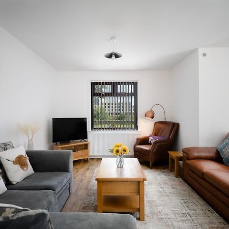 Ness Riverfront Holiday Home - City Centre Inverness Eksteriør billede