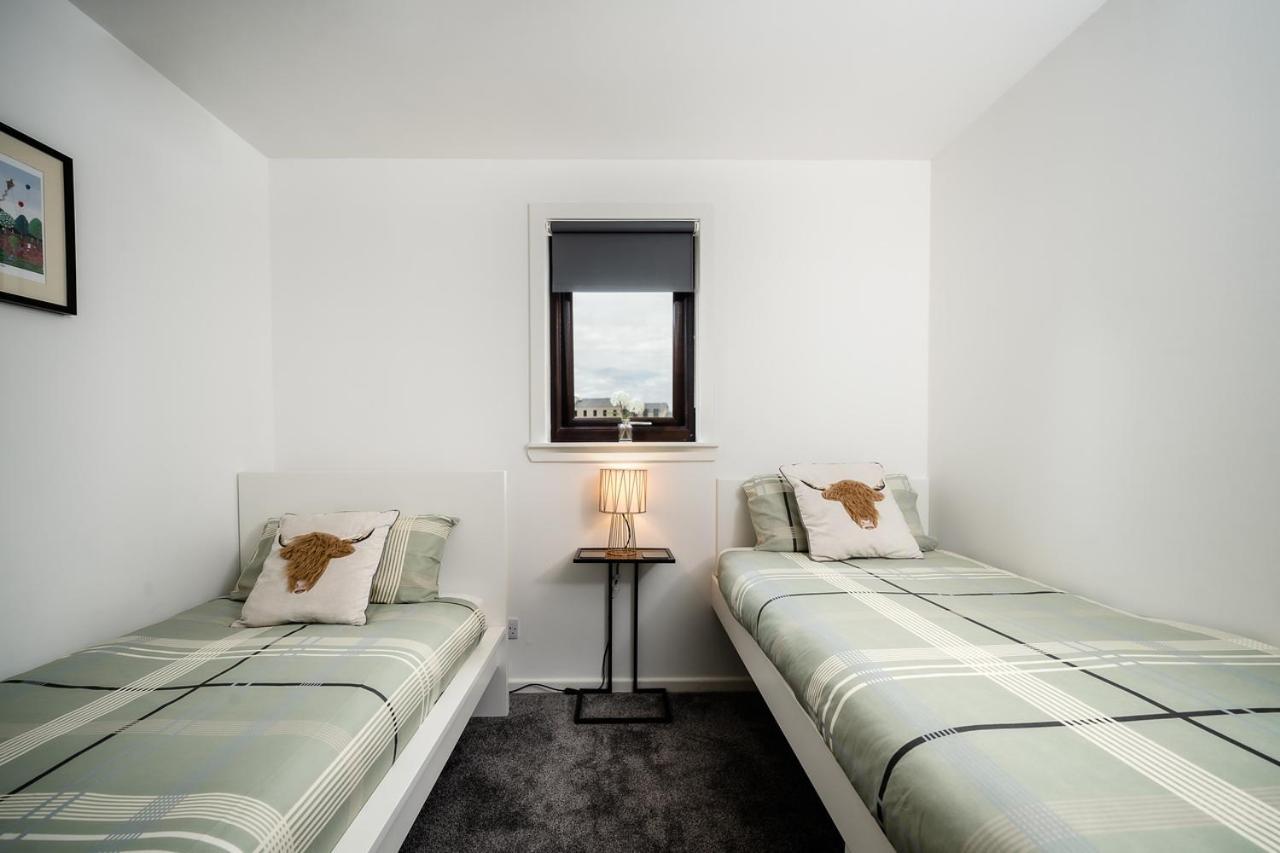 Ness Riverfront Holiday Home - City Centre Inverness Eksteriør billede