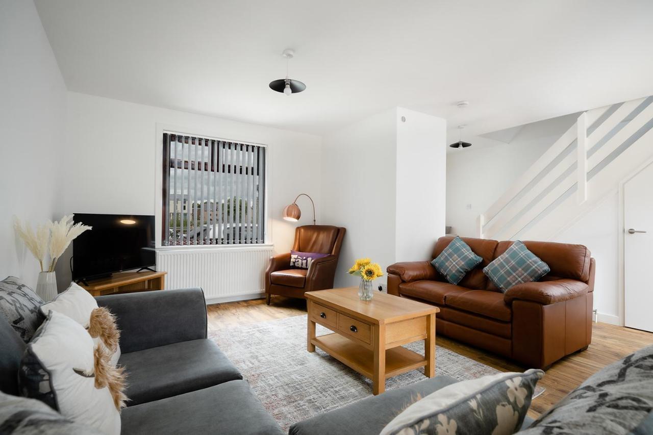 Ness Riverfront Holiday Home - City Centre Inverness Eksteriør billede